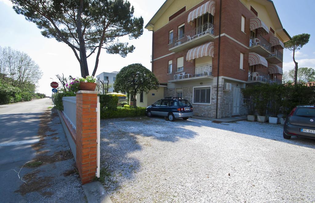Hotel Versilia Lido di Camaiore Eksteriør billede