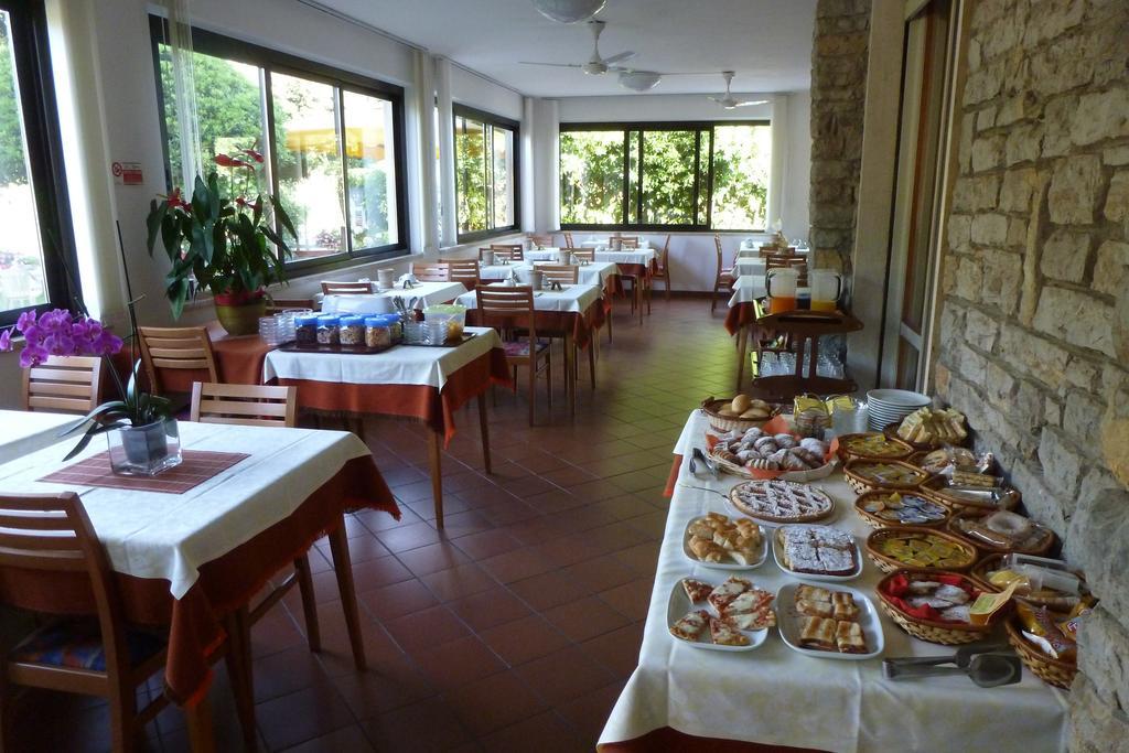 Hotel Versilia Lido di Camaiore Eksteriør billede